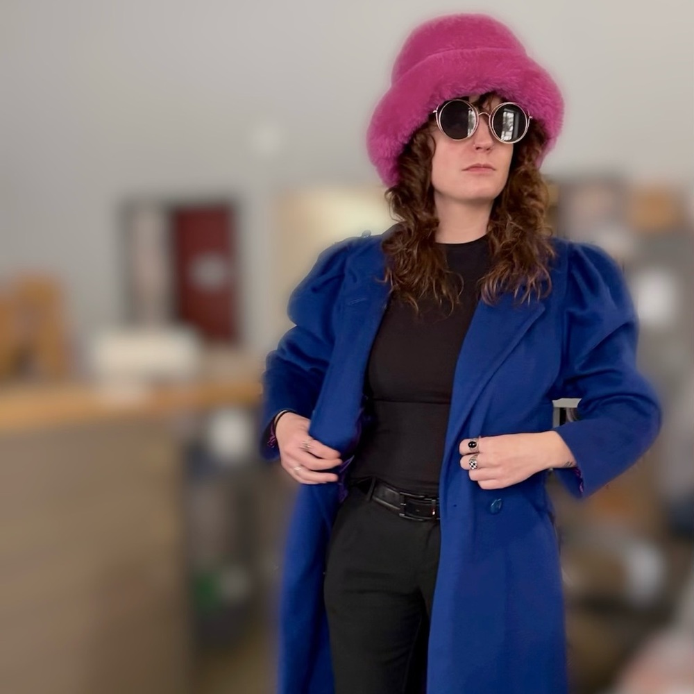 Meet your Posher, Becca